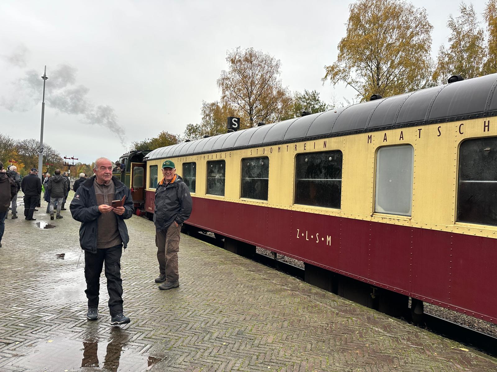 (Limburg). Foto van Margot Klingers.
Mooie antieke wagons van de miljoenenlijn
